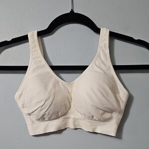 Bali Cream Comfort Molded Cups Bra Size S